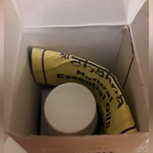 CHAKRA NATURAL ESSENTIAL OIL - ROSEMARY - Picture 7 of 8